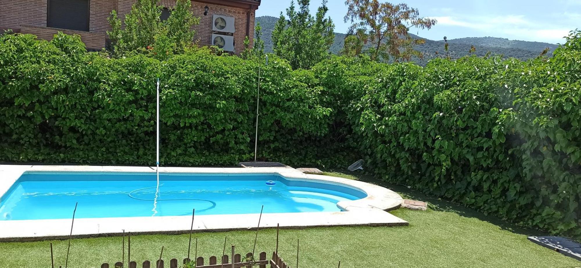 Villa La Higuera De Gredos Higuera de las Dueñas Exterior foto